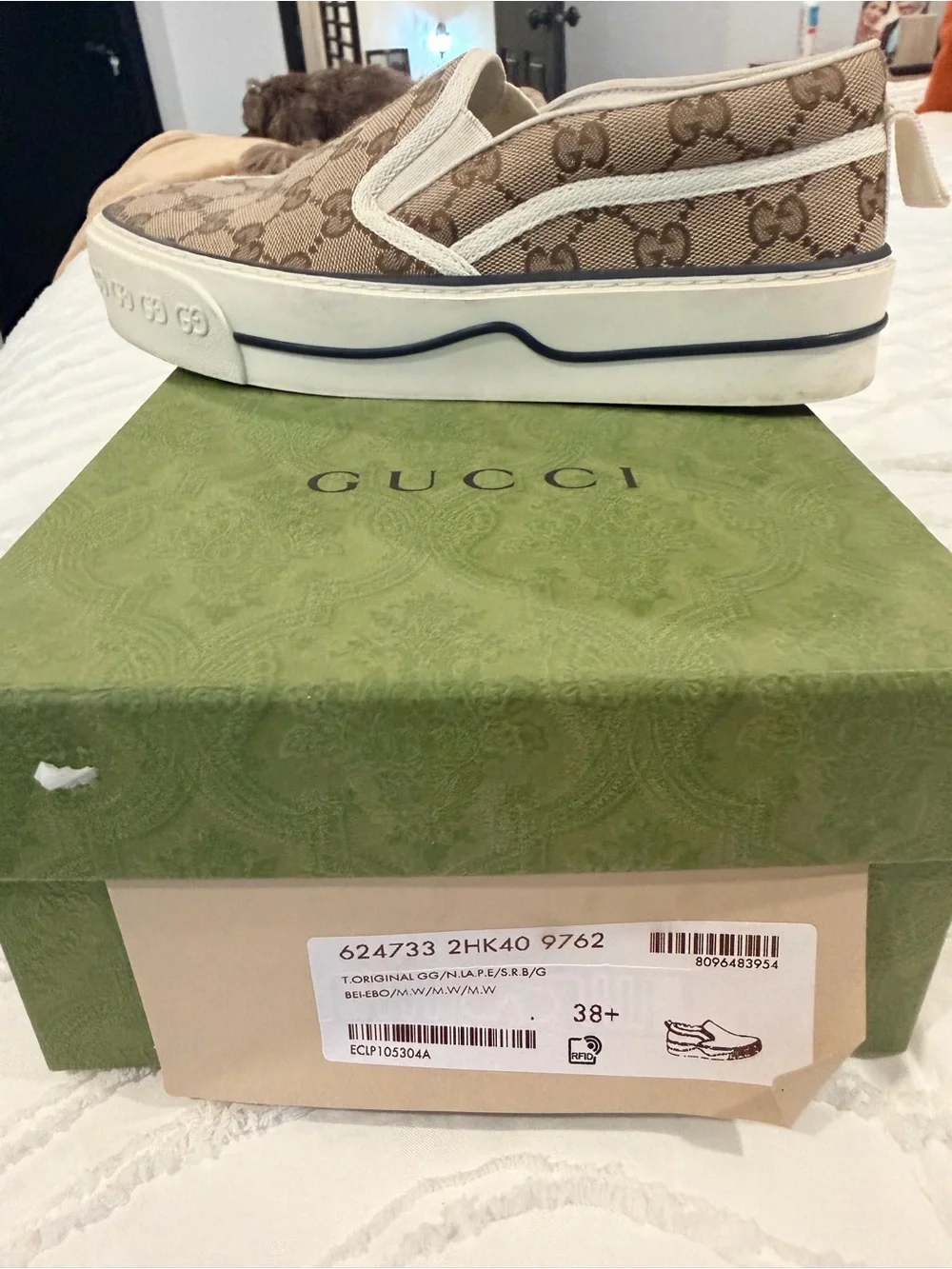 Woman’s Gucci sneakers